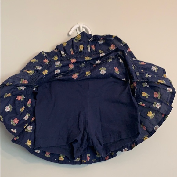 Carter’s skirt & shirt size 4T - Picture 10 of 10
